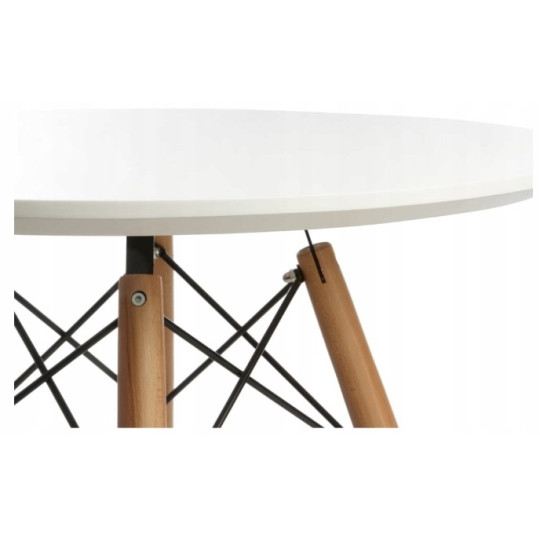 Masa de dining 80x80x75cm în culoare albă, cu picioare din lemn.