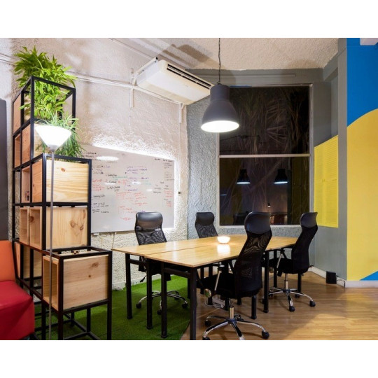 Scaun de birou PREMIUM de culoare neagră