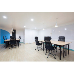 Scaun de birou PREMIUM de culoare neagră