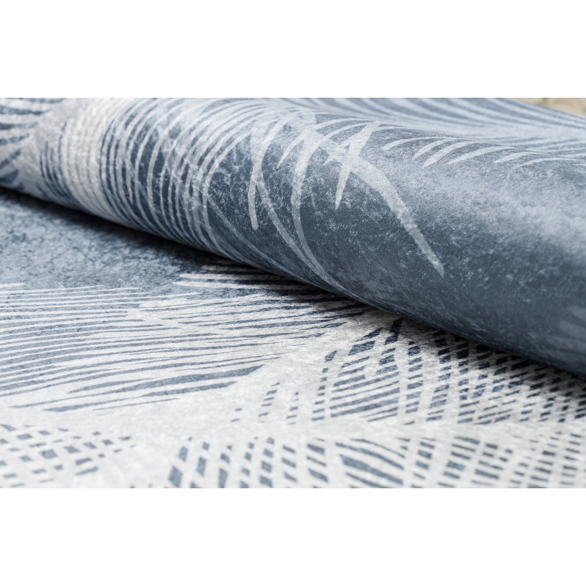 Covor albastru lavabil cu model antiaderent penaj, dimensiuni variate ANDRE