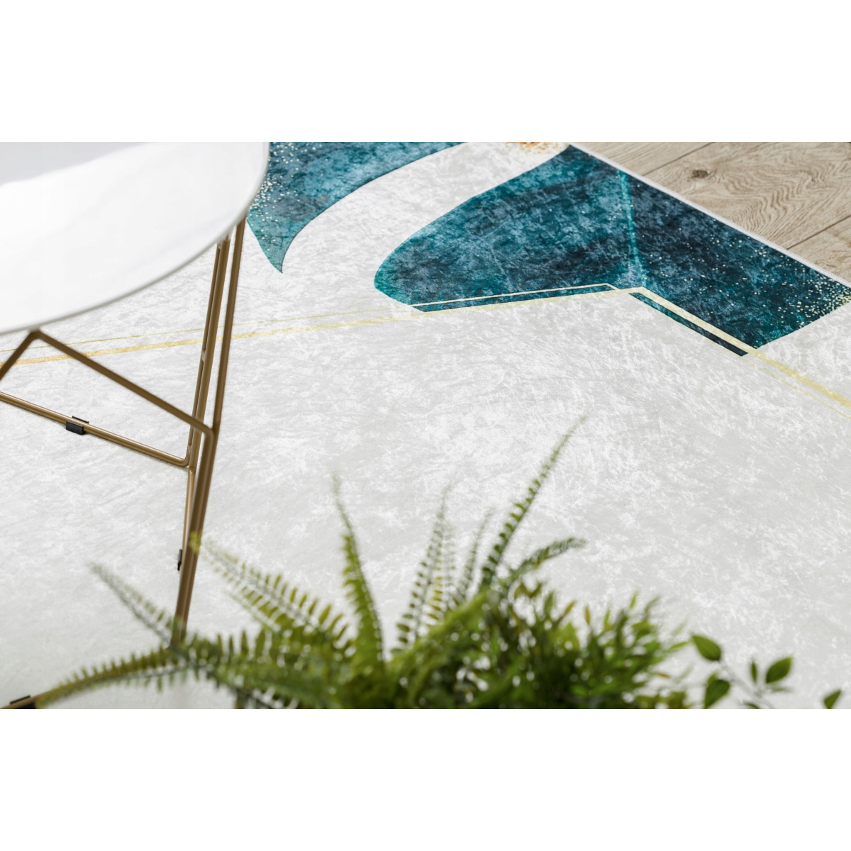 Covor alb-aurieș, lavabil, antiderapant, disponibile în mai multe dimensiuni ANDRE