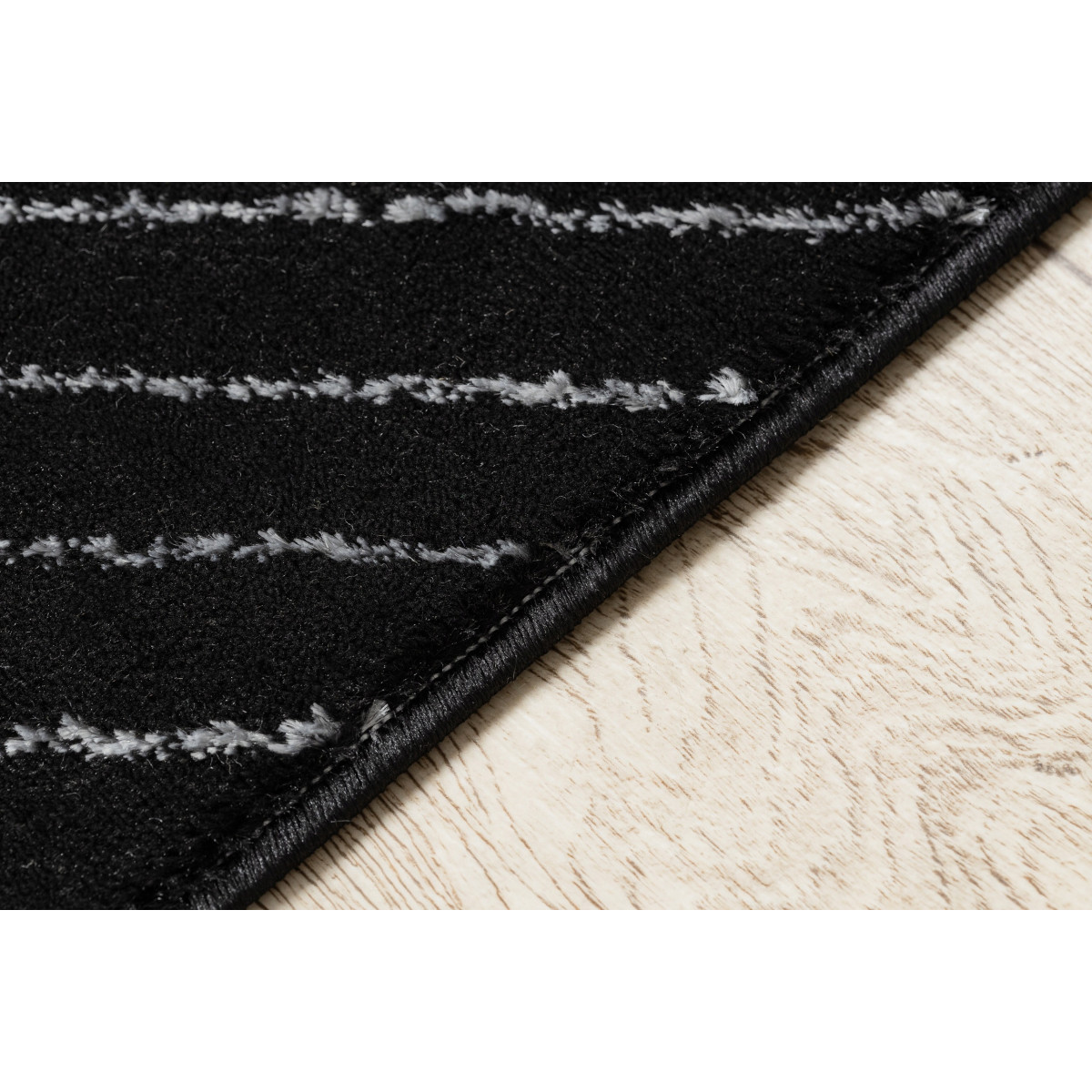 Covoare negre cu model EMERALD