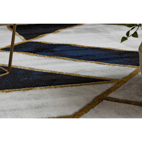 Covor elegant cu margine aurie