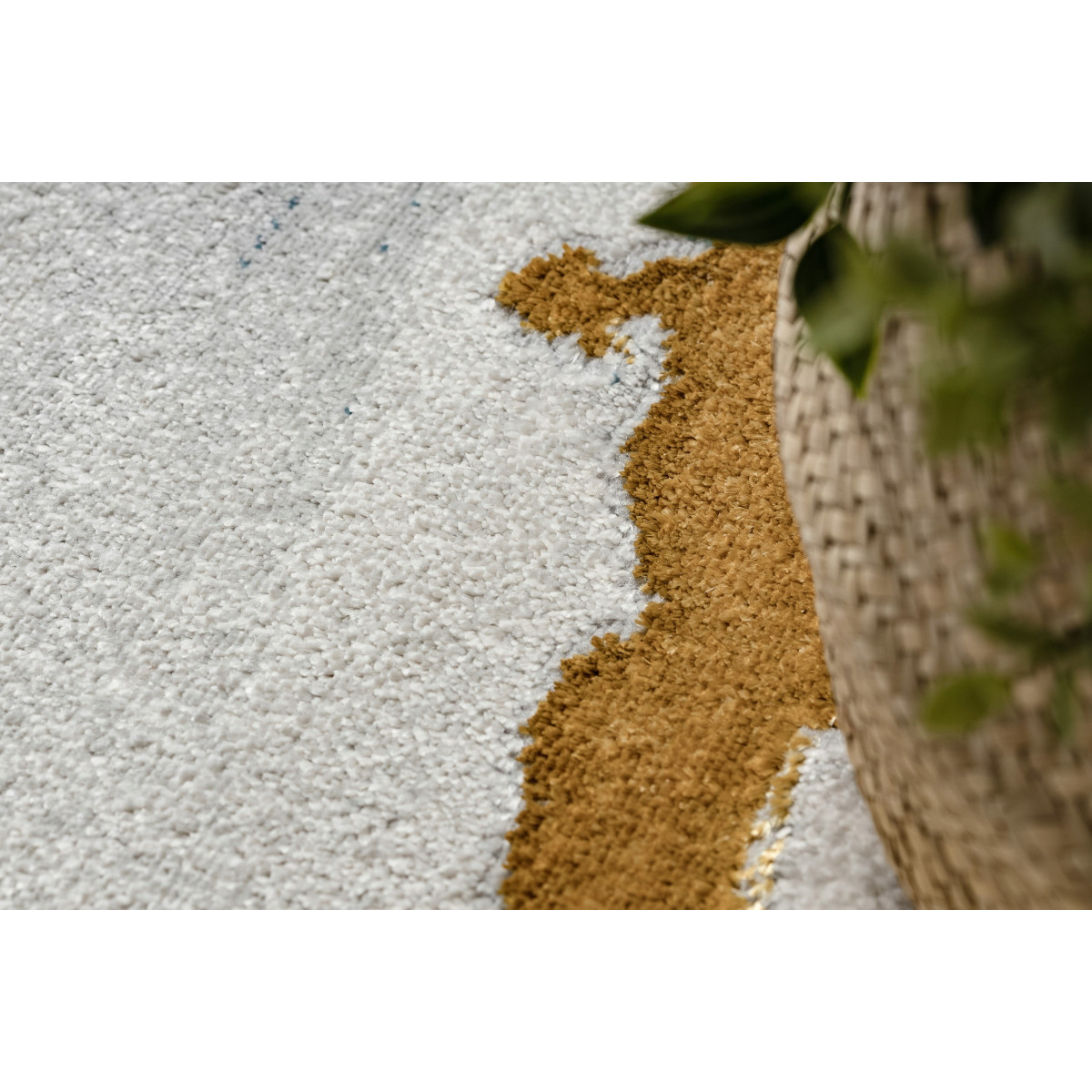 Covoare de calitate la prețuri super din colecția EMERALD