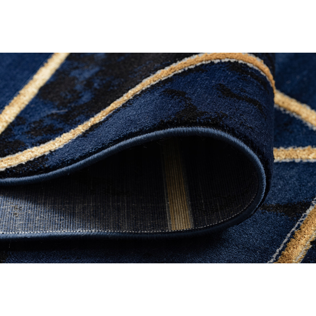 Covor de calitate în diferite dimensiuni în culoarea albastră