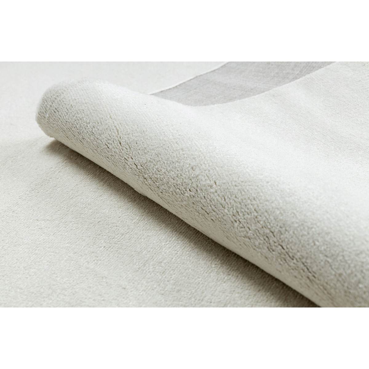 Covoare crem pentru living în diverse dimensiuni