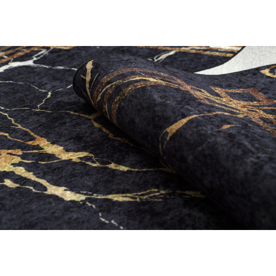 Covor original pentru living, de culoare neagră
