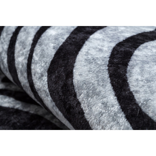 Covor de calitate cu model de zebră