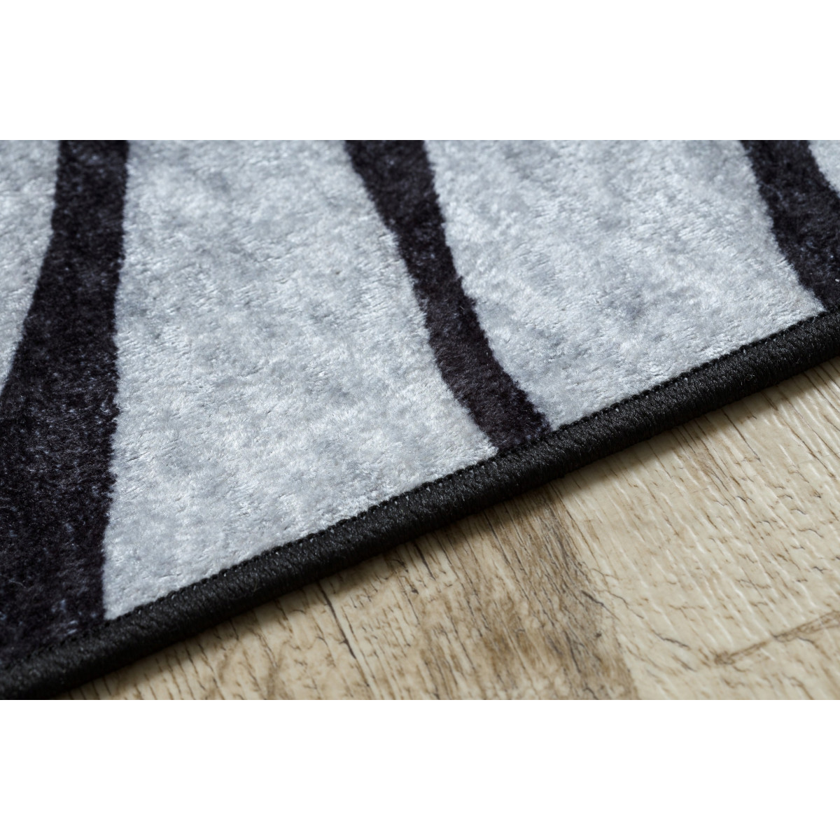 Covor de calitate cu model de zebră