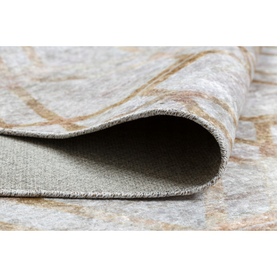 Covor modelat de culoare aurie colecția MIRO