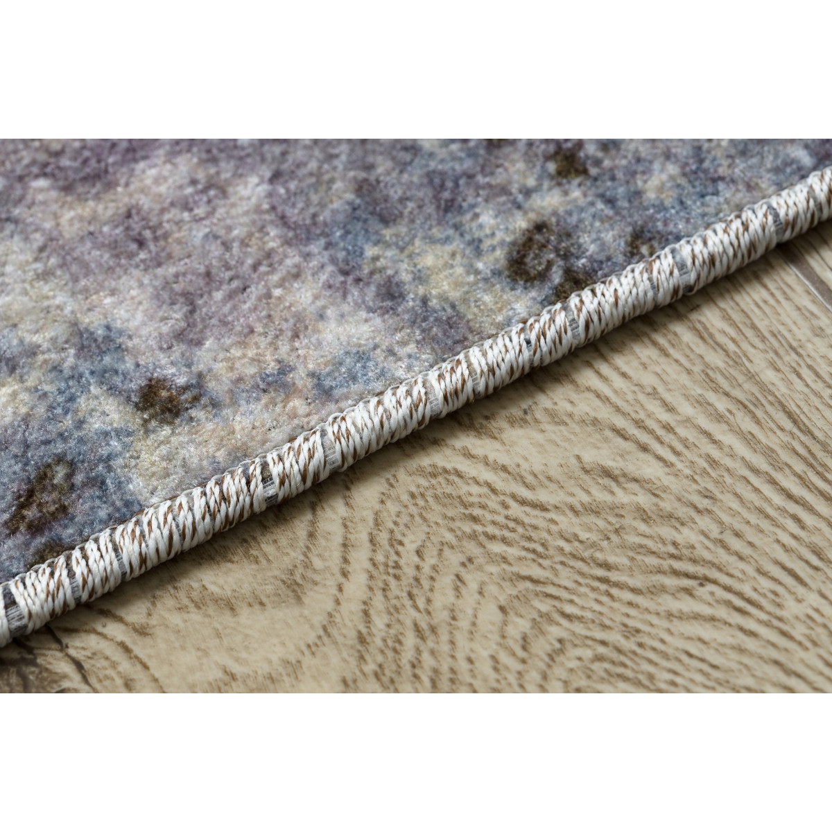 Covor de calitate pentru sufragerie din colecția MIRO