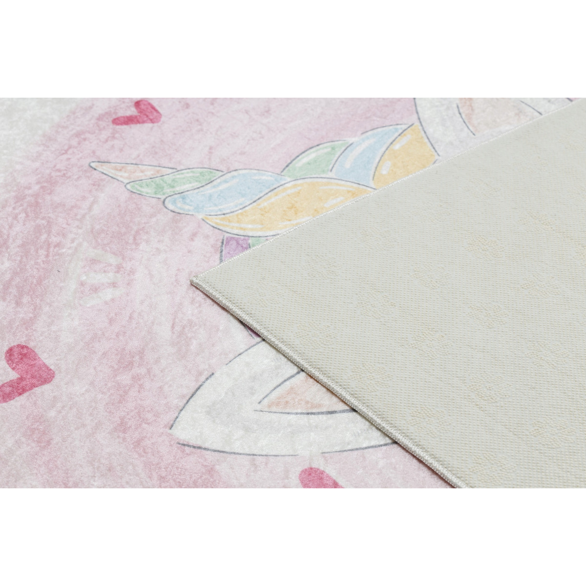 Covor bambino de calitate pentru copii cu un unicorn