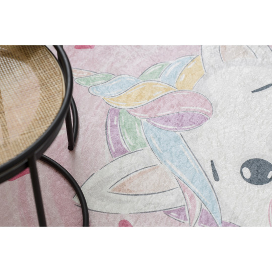 Covor bambino de calitate pentru copii cu un unicorn