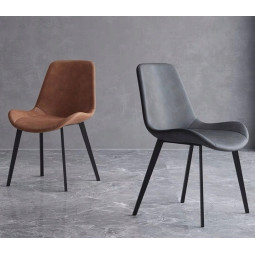 Scaun de dining de culoare maro din piele ecologică