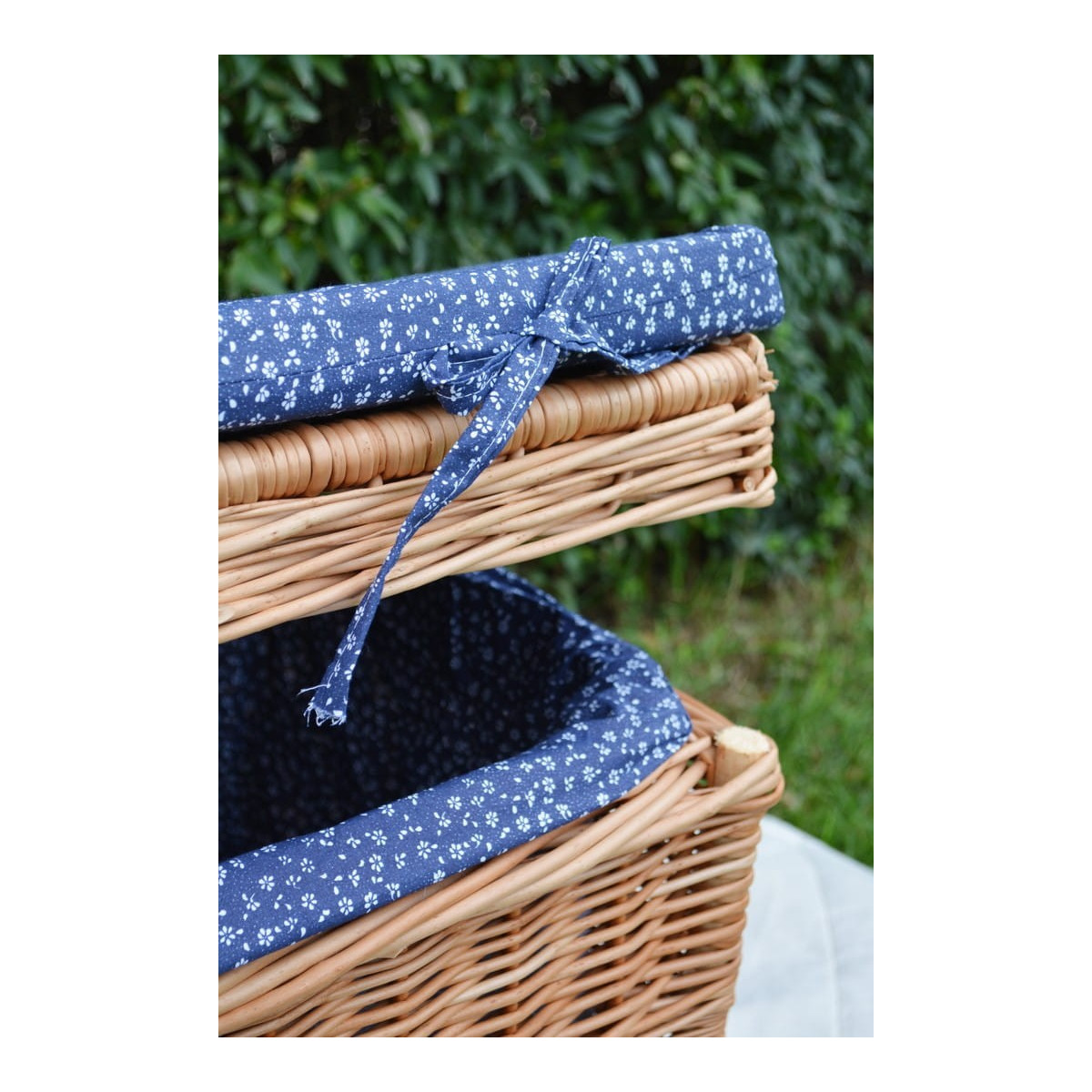 Coș de depozitare din rattan de calitate pentru camera copilului, de culoare albastră