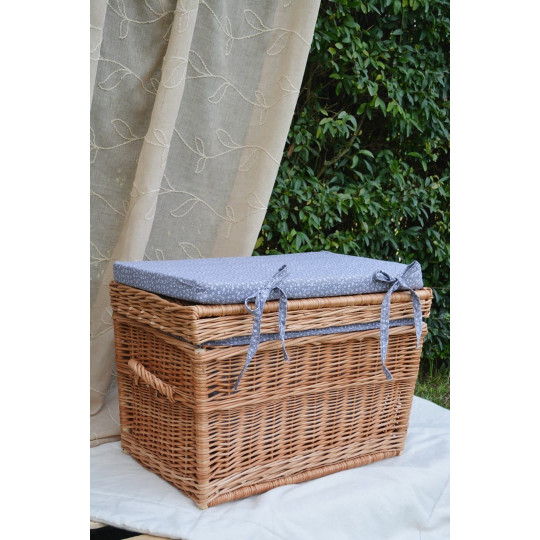 Cutie pentru jucării în camera copiilor, de culoare gri, în diferite dimensiuni