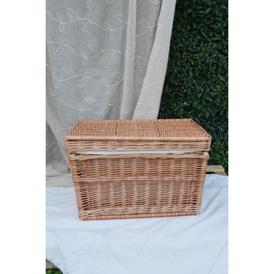 Cutie de jucării pentru camera copiilor de culoare gri, disponibilă în diferite dimensiuni.