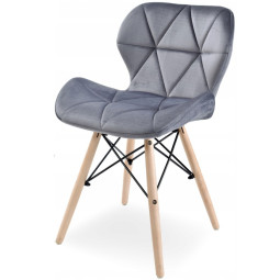 Scaun de calitate în stil scandinav, de culoare gri deschis.