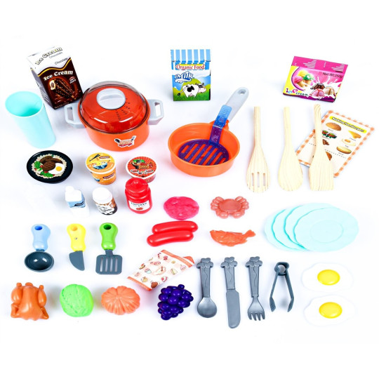 Bucătărie pentru copii cu dotări bogate