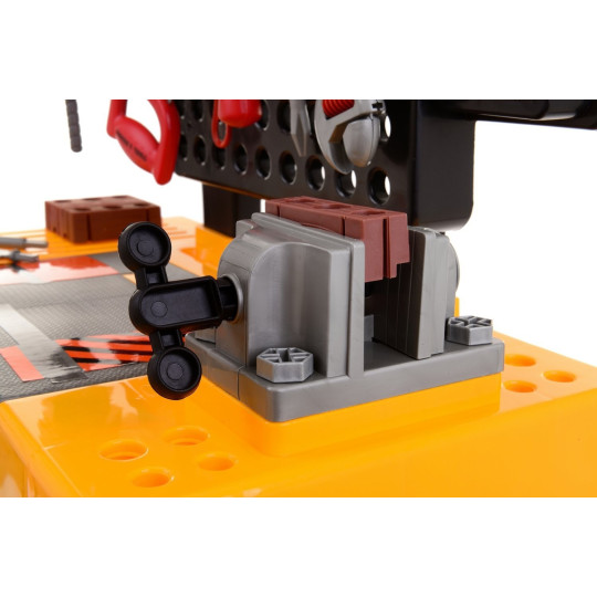 Birou de lucru cu uneltele pentru micii meșteșugari