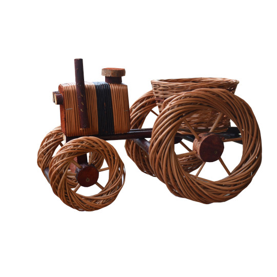 Ghivece din ratan pentru flori în formă de tractor