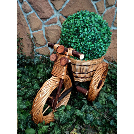 Ghiveci de grădină din rattan în formă de bicicletă