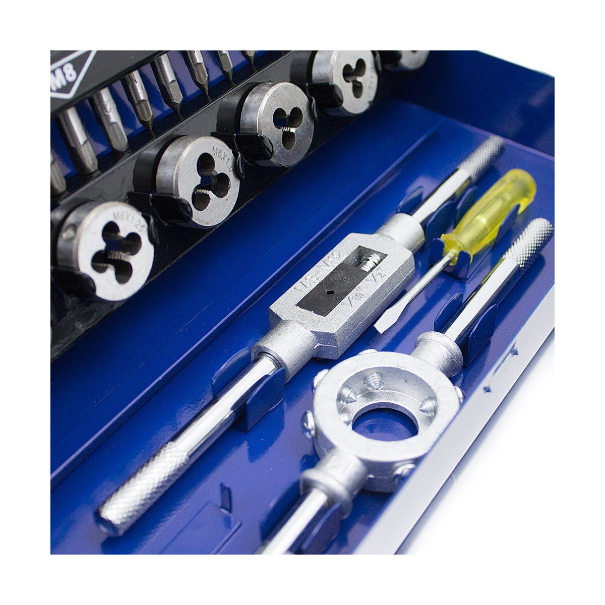 Set de nituri 32 elemente