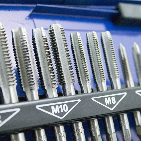 Set de nituri 32 elemente