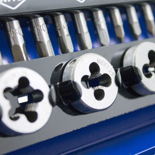 Set de nituri 32 elemente