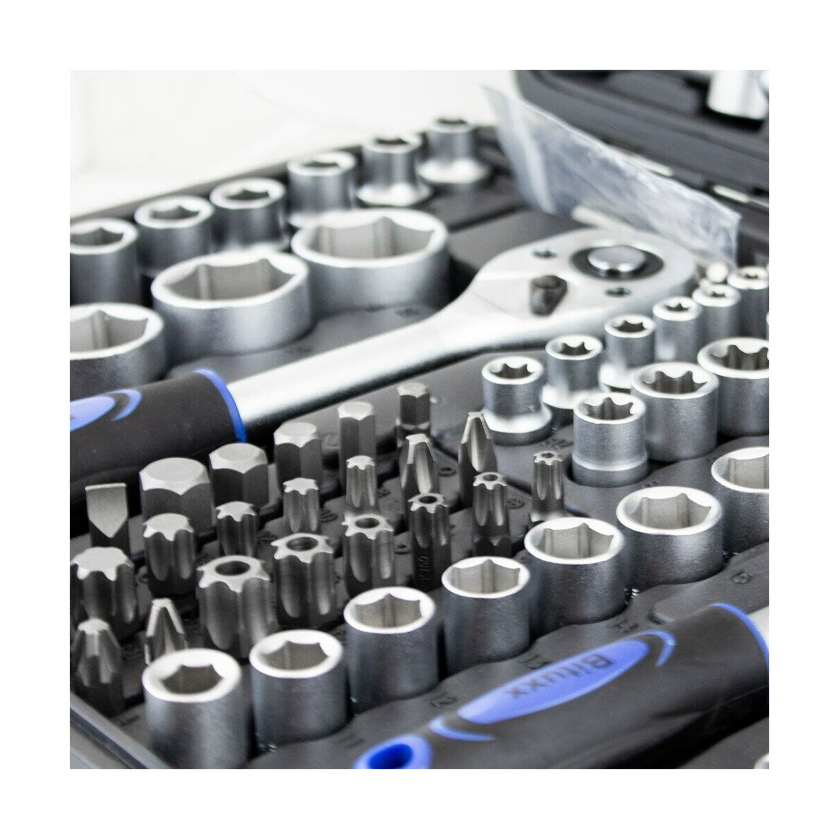 Set de chei cu accesorii 171 de piese