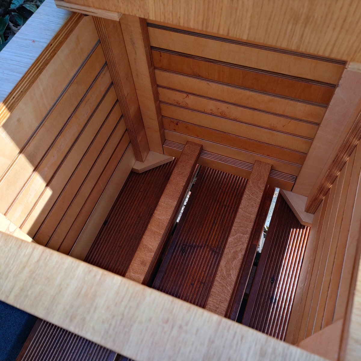 Ghiveci de gradină din lemn de stejar 38,5 cm