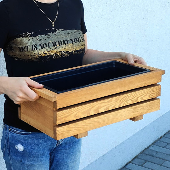 Kvalitative ghivece din lemn pentru balcon