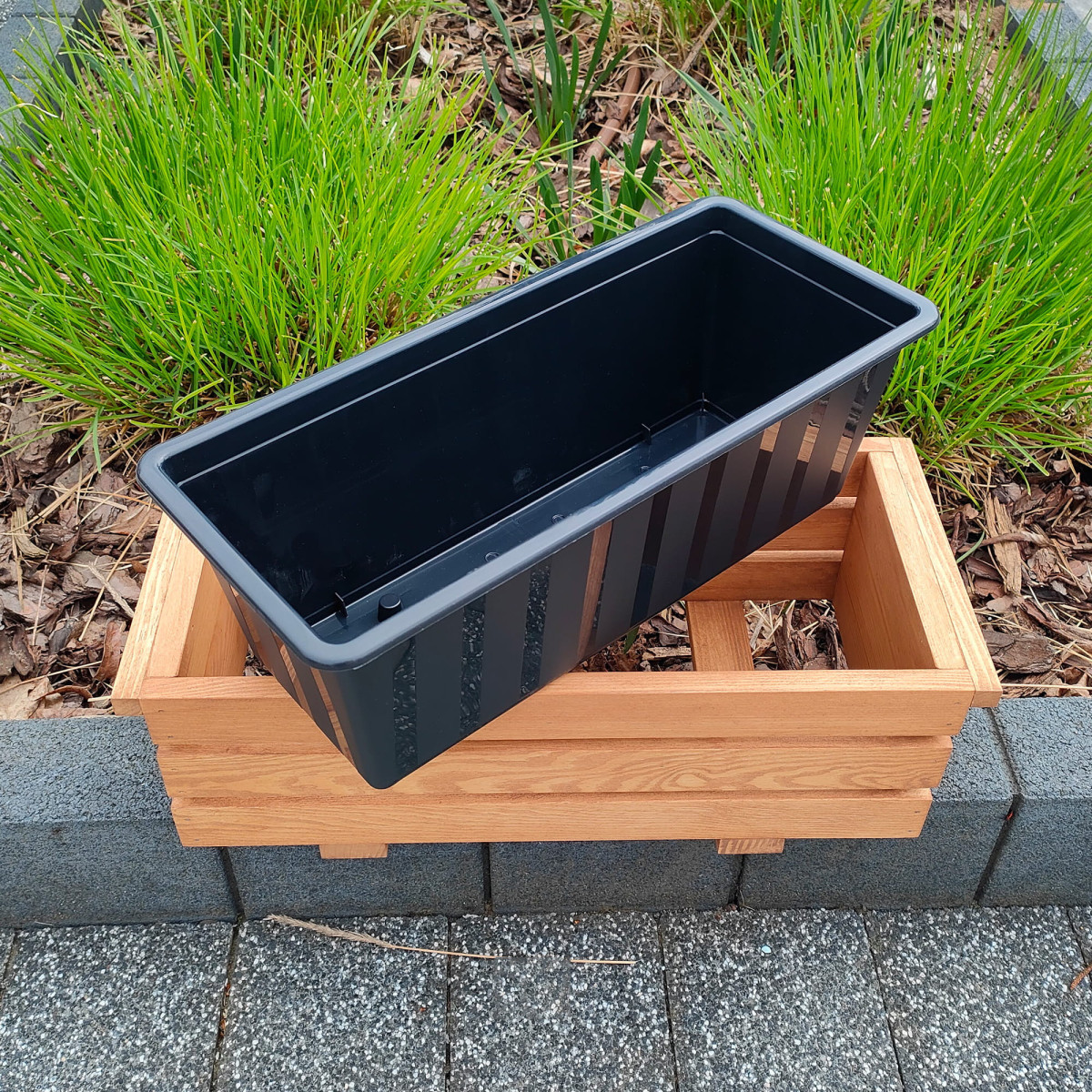 Vaza de terasă fabricată din lemn