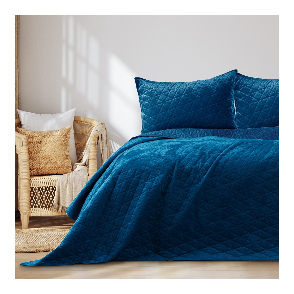 Pătura de pat de lux din catifea LAILA, albastru închis, 170x270