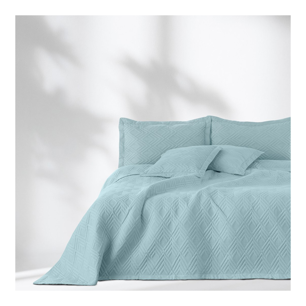 Pătură de lux pentru pat, de culoare albastru baby, 240x260