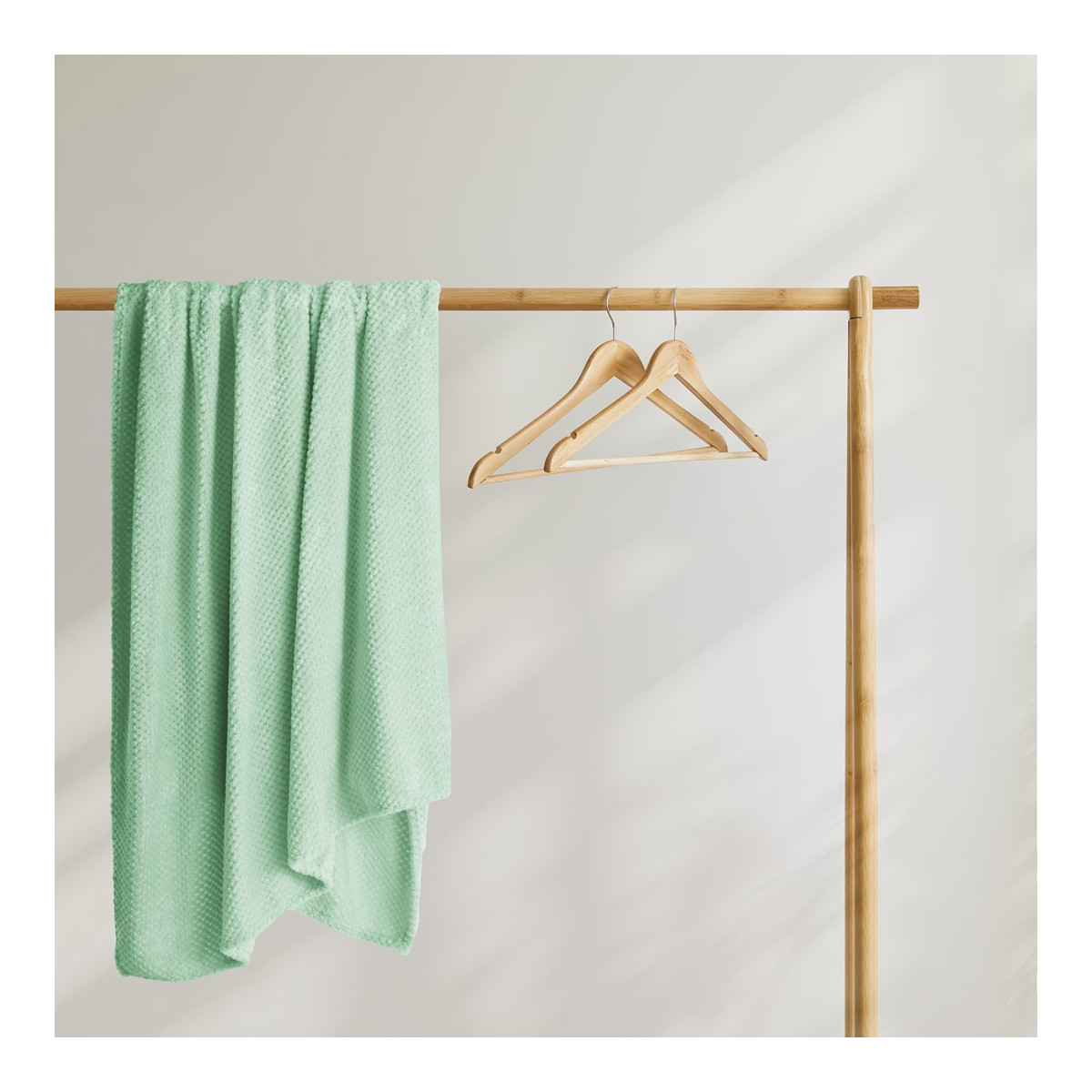 Plaid HENRY în culoarea mentă, stil jacquard 70x150