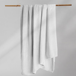 Pătura originală călduroasă din material moale HENRY, de culoare albă, 220x240