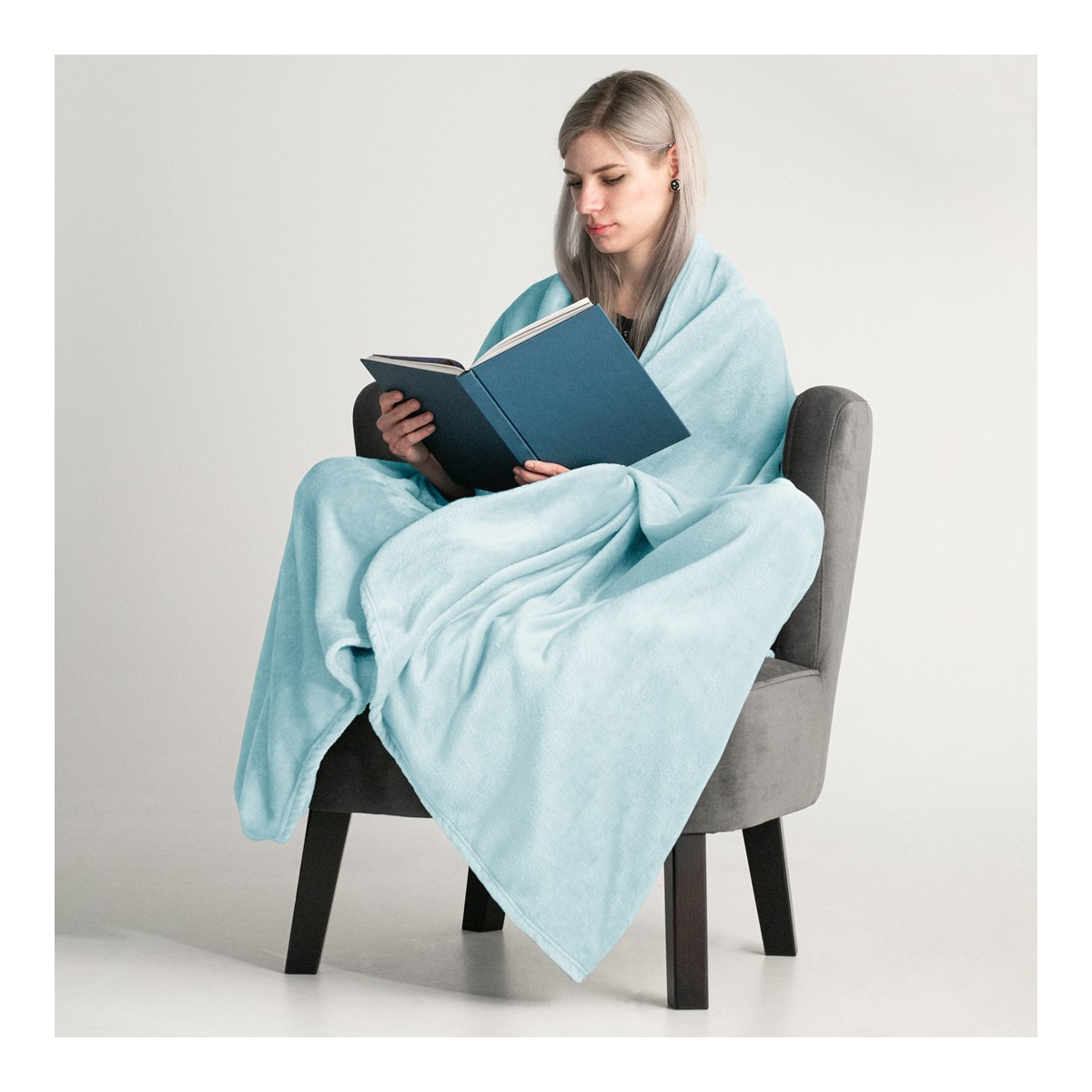 Plaid fin, culoare albastră, microfibră 150x200