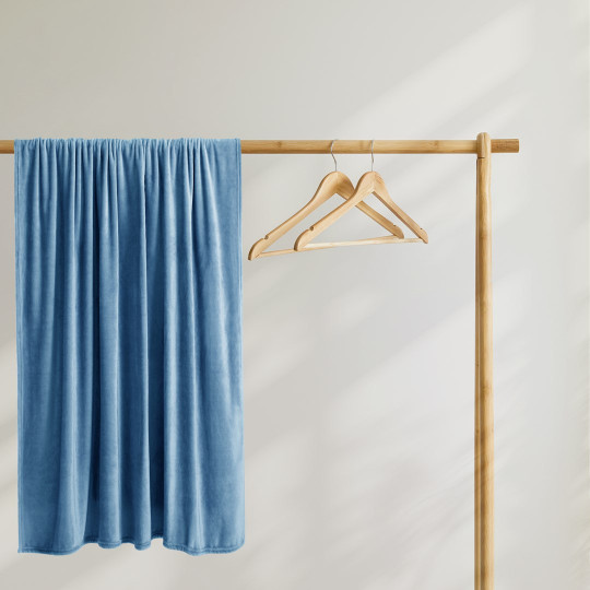 Plaid modern din microfibră MIC, de culoare albastră, 200x220