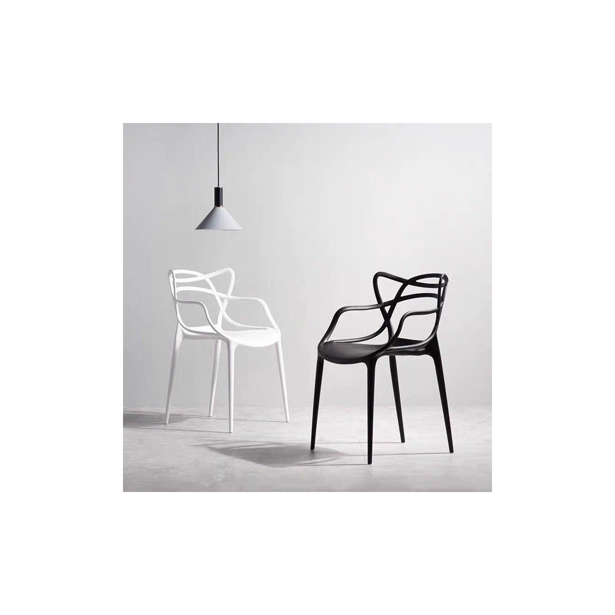 Scaun modern, de culoare albă