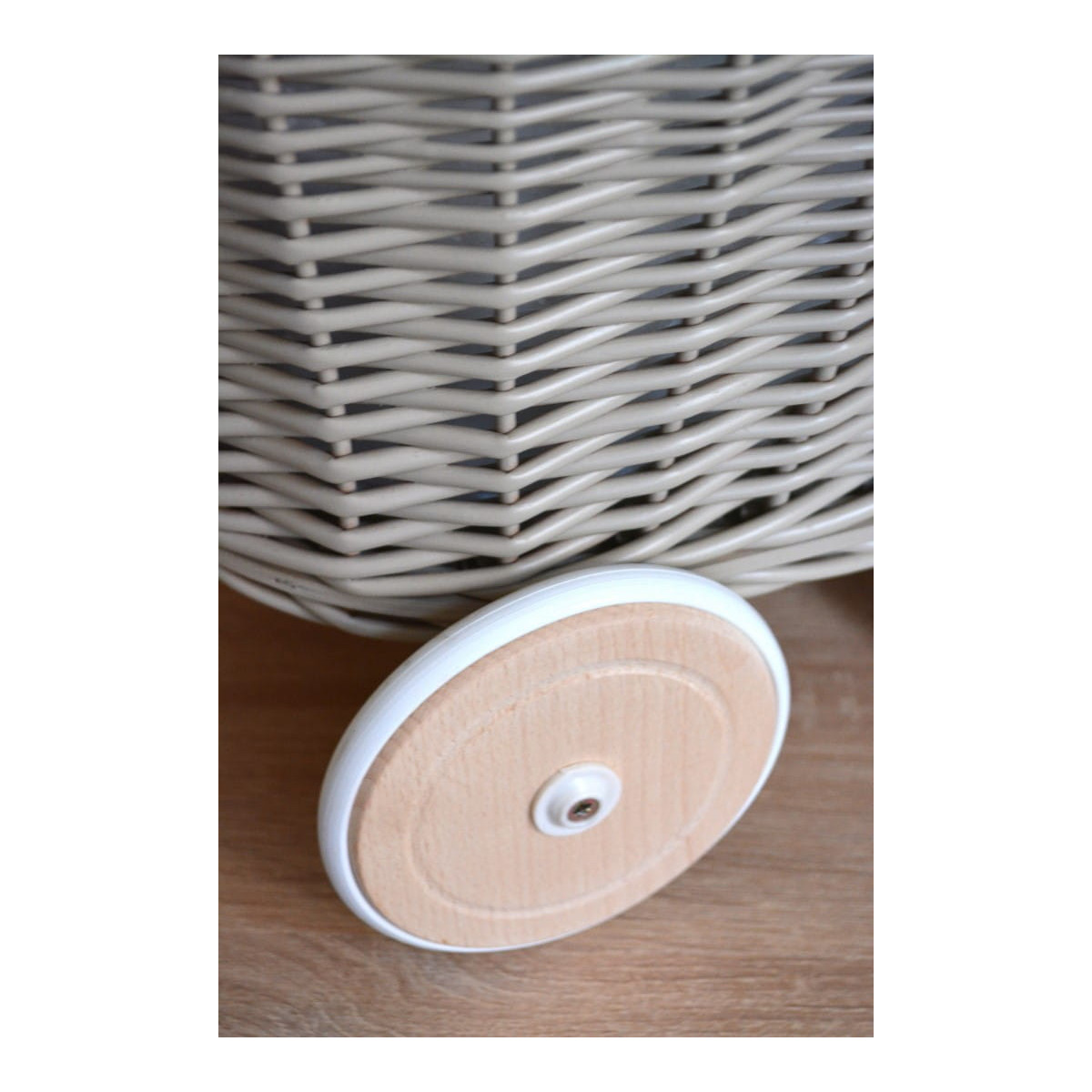 Coș de ratan pentru copii de culoare bej