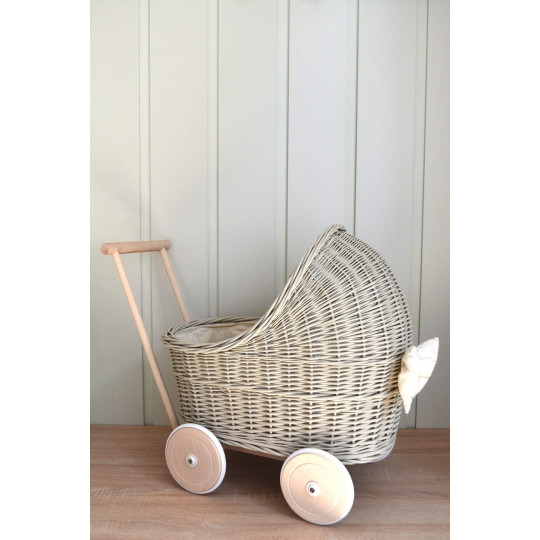 Cărucioare pentru copii din ratan bej cu păturică ecru