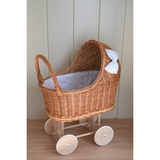 Cărucioare de copii tricotate de culoare maro cu fundiță