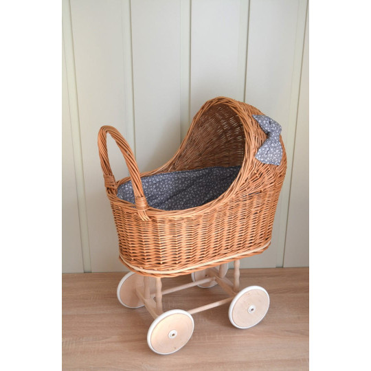 Cărucior pentru fetiță de culoare maro cu fundiță