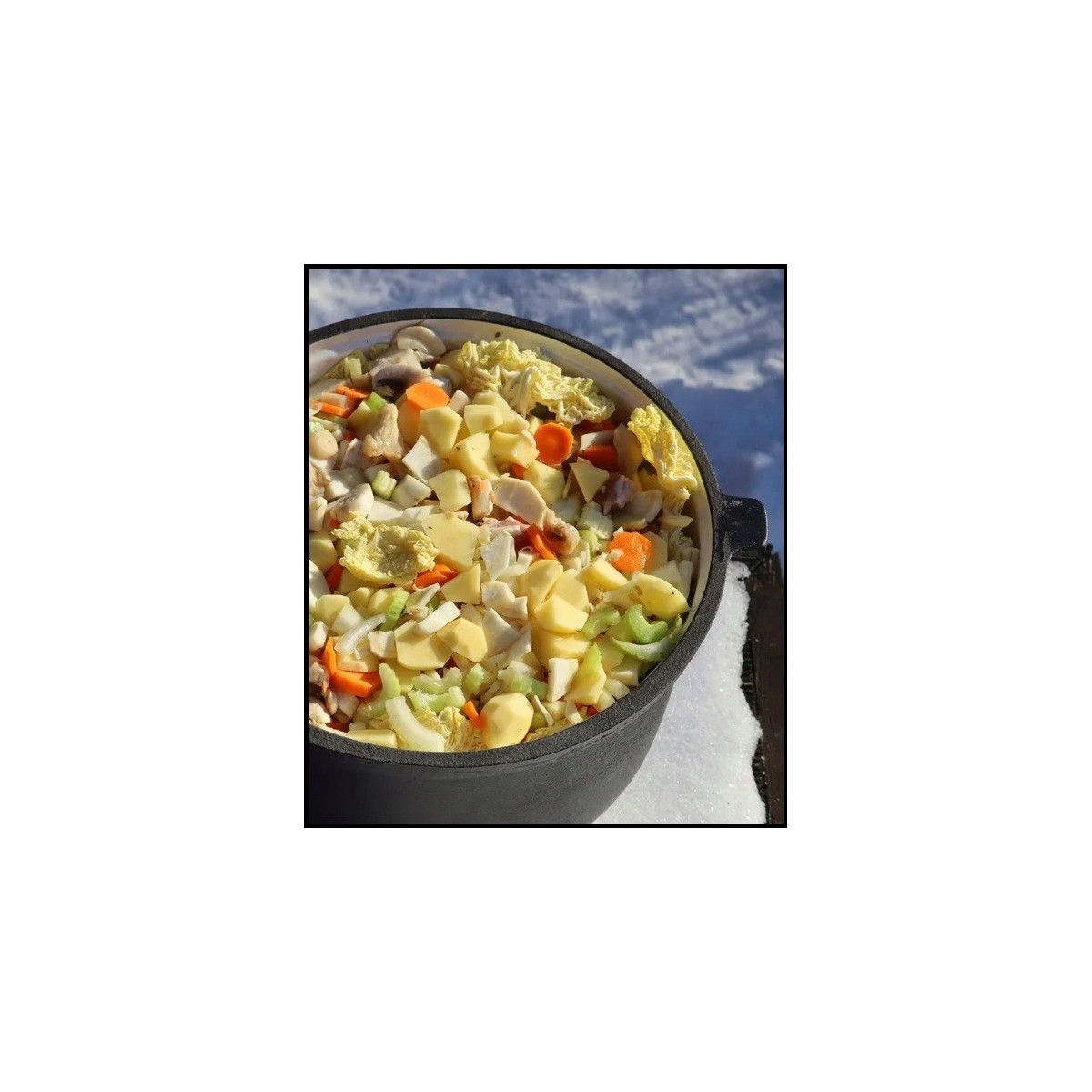 Ceaun din fontă pentru foc sau grătar, 11L