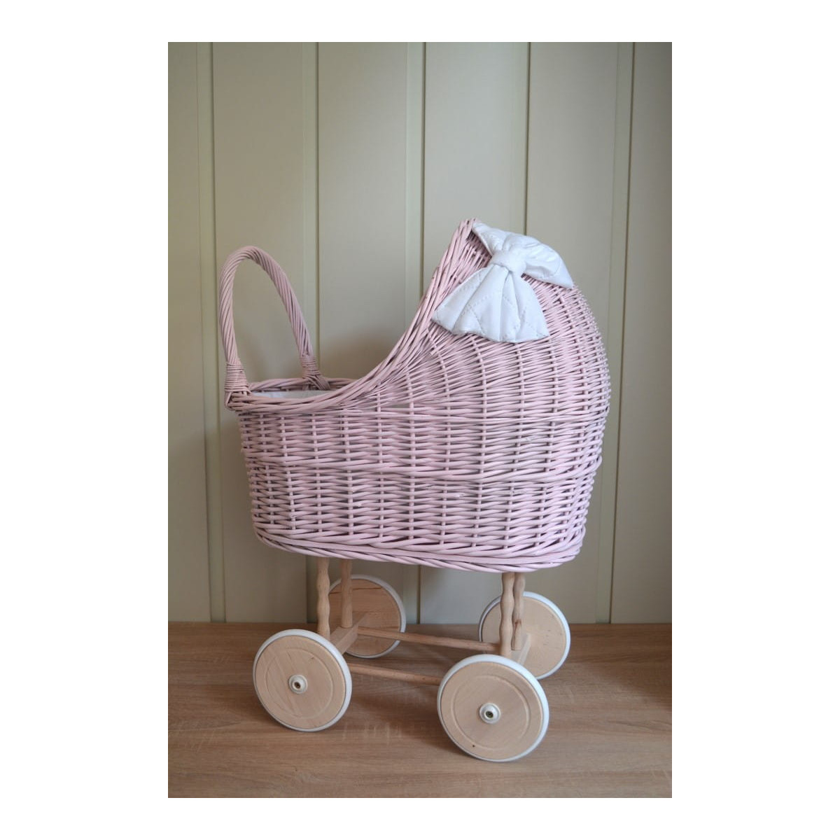 Cărucior roz pentru fetițe, cu fundiță albă