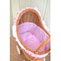 Carucior din material natural cu volan roz.