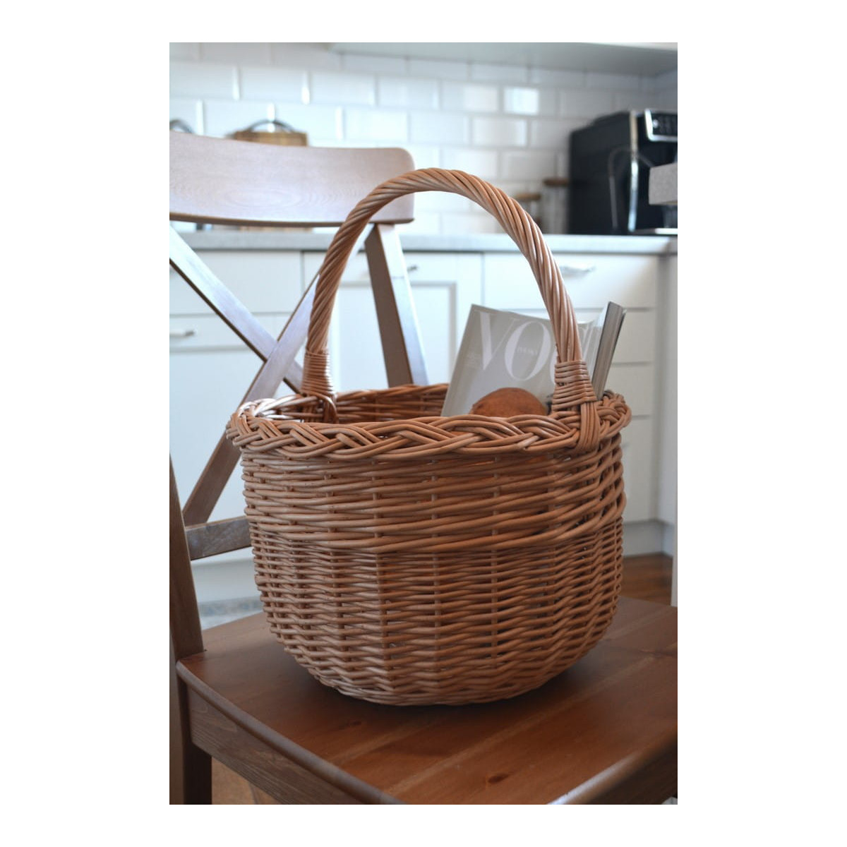 Coș rotund din ratan cu mâner