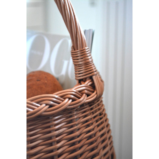 coș mic și rotund din ratan de calitate