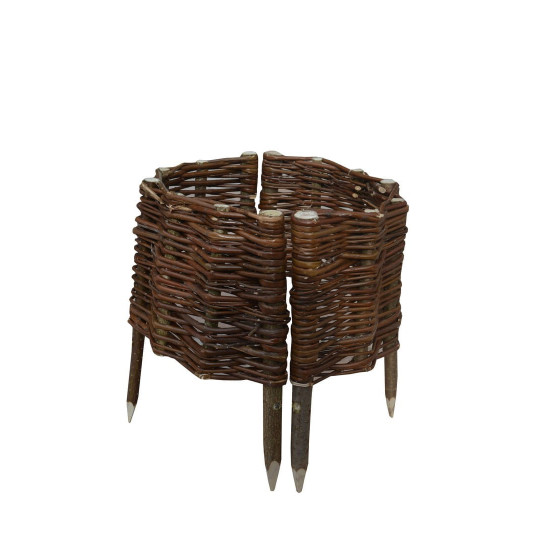 Cercul de nuiele palisadă cu un diametru de 30 cm și o înălțime de 15 cm